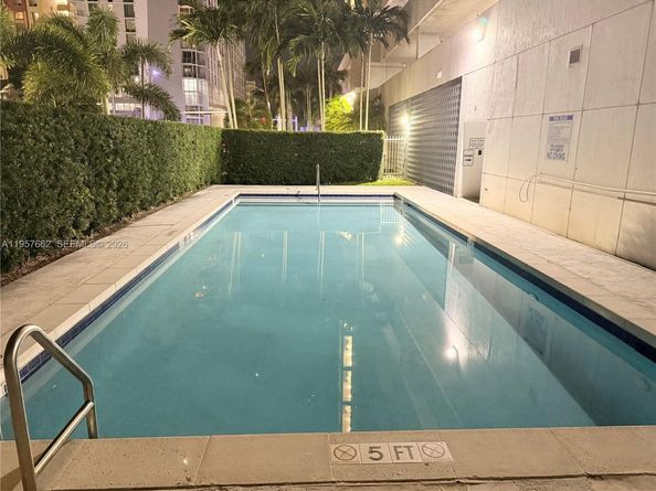 36 NW 6th Ave 601, Miami FL 33128