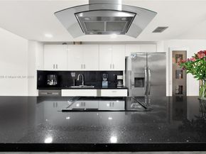 1100 SW 130th Ave 112H, Pembroke Pines FL 33027