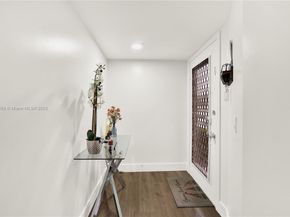 1100 SW 130th Ave 112H, Pembroke Pines FL 33027