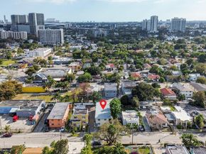 1736 NW 19th St, Miami FL 33125