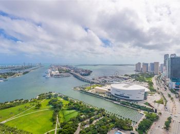 1100 Biscayne Blvd