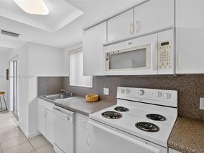 2475 NW 16th St Rd 308, Miami FL 33125