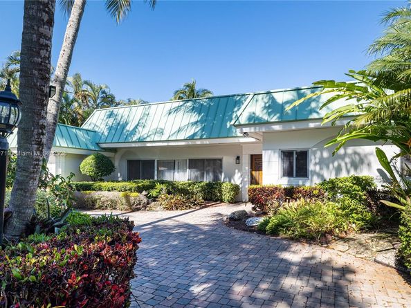 1375 N Biscayne Point Rd, Miami Beach FL 33141