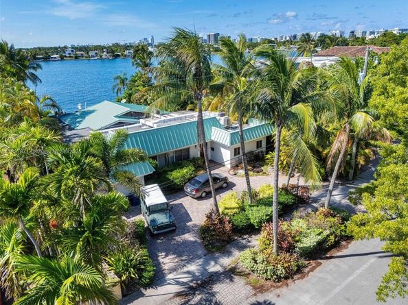 1375 N Biscayne Point Rd, Miami Beach FL 33141