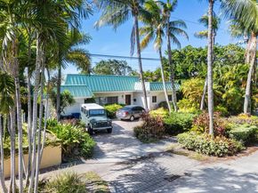 1375 N Biscayne Point Rd, Miami Beach FL 33141