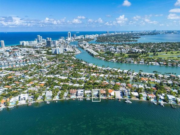 1375 N Biscayne Point Rd, Miami Beach FL 33141