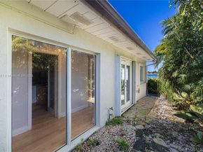 1375 N Biscayne Point Rd, Miami Beach FL 33141