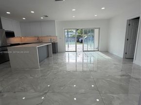 596 Ragan Dr, Miami Springs FL 33166
