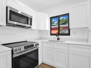 3040 NW 13th Ave, Miami FL 33142