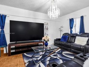 2900 NW 164th St, Miami Gardens FL 33054