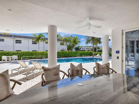 612 Bayshore Dr 301, Fort Lauderdale FL 33304