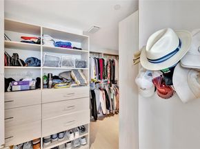 612 Bayshore Dr 301, Fort Lauderdale FL 33304