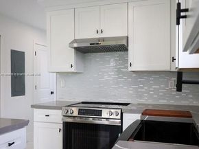 4313 NW 32nd Ave, Miami FL 33142