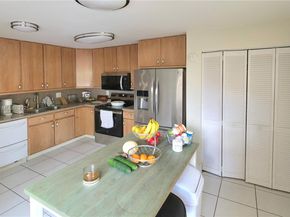 8906 SW 113th Place Cir E, Miami FL 33176