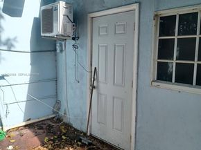 5250 NW 24th Ave, Miami FL 33142