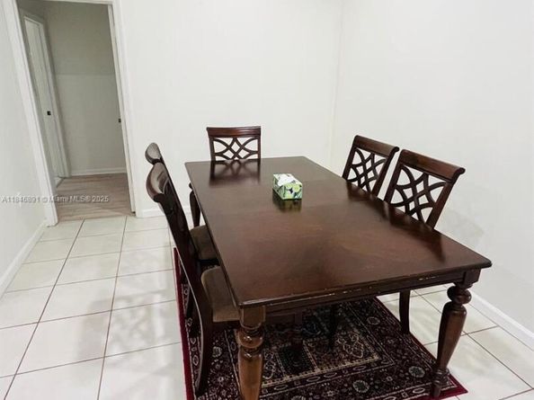 14146 S Cypress Cove Cir, Davie FL 33325