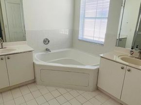 14146 S Cypress Cove Cir, Davie FL 33325