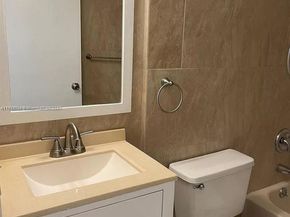 3690 N 56th Ave 916, Hollywood FL 33021