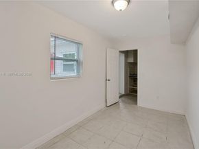 1160 W 26 th  ct, Riviera Beach FL 33404