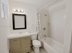 1160 W 26 th  ct, Riviera Beach FL 33404