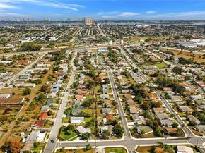 1160 W 26 th  ct, Riviera Beach FL 33404