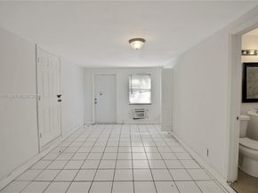 1160 W 26 th  ct, Riviera Beach FL 33404