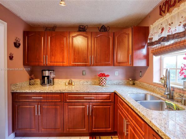 30211 SW 158th Rd, Homestead FL 33033