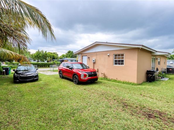30211 SW 158th Rd, Homestead FL 33033