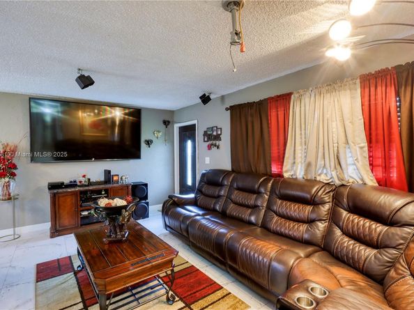 30211 SW 158th Rd, Homestead FL 33033