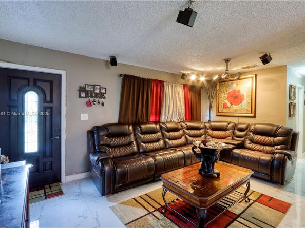 30211 SW 158th Rd, Homestead FL 33033