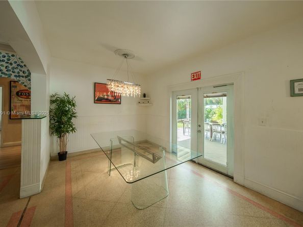 701 Hollywood Blvd, Hollywood FL 33019