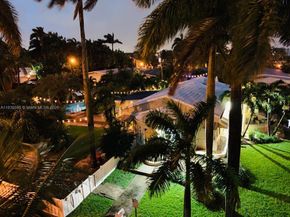 701 Hollywood Blvd, Hollywood FL 33019