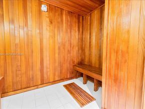 3801 Collins Ave 1105, Miami Beach FL 33140