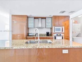 3801 Collins Ave 1105, Miami Beach FL 33140