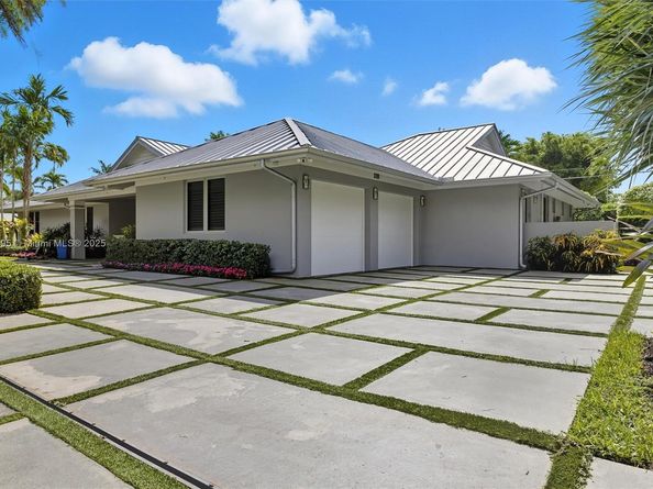 5800 SW 99th Ter, Pinecrest FL 33156