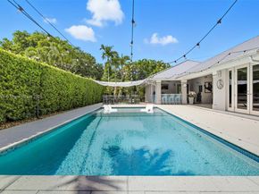 5800 SW 99th Ter, Pinecrest FL 33156