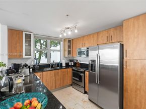 7918 Harbor Island Dr 212, North Bay Village FL 33141