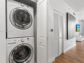 7918 Harbor Island Dr 212, North Bay Village FL 33141