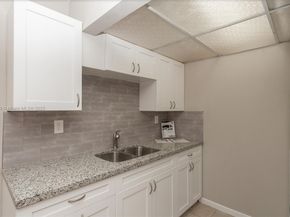 2145 Pierce St 218, Hollywood FL 33020