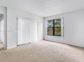 2322 S Cypress Bend Dr 311, Pompano Beach FL 33069