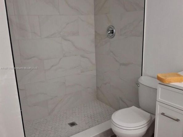 7735 NW 79th Ave 214, Tamarac FL 33321