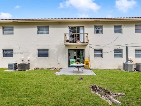 3090 Coral Springs Dr 4, Coral Springs FL 33065