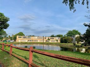 175 NE 203rd Ter 6, Miami Gardens FL 33179