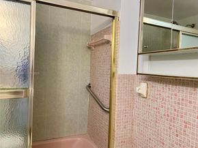 175 NE 203rd Ter 6, Miami Gardens FL 33179