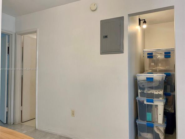 175 NE 203rd Ter 6, Miami Gardens FL 33179