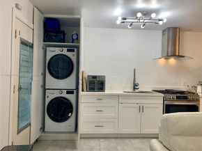 175 NE 203rd Ter 6, Miami Gardens FL 33179