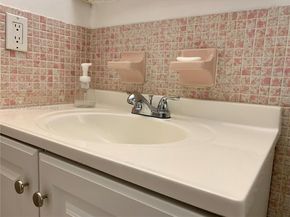 175 NE 203rd Ter 6, Miami Gardens FL 33179