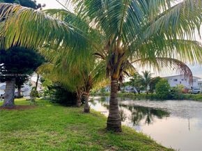 175 NE 203rd Ter 6, Miami Gardens FL 33179