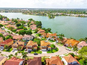 6736 Schooner Ter, Margate FL 33063