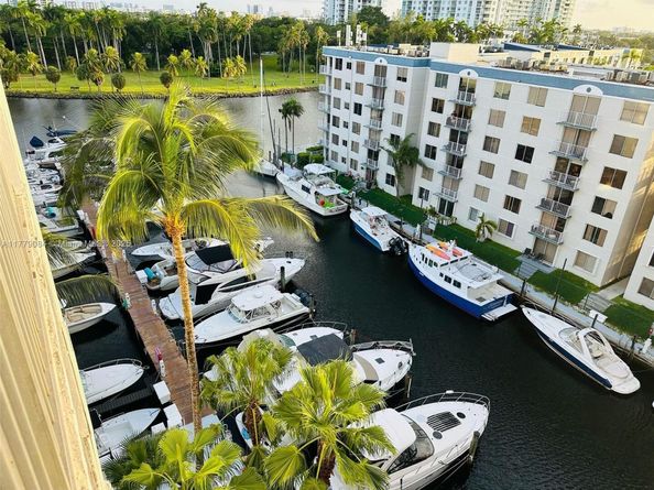 1700 NW N River Dr 805, Miami FL 33125